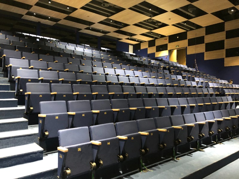 Gallery foto n.1 Tribuna telescopica TM10 - Sala Giotto di Padova Congress