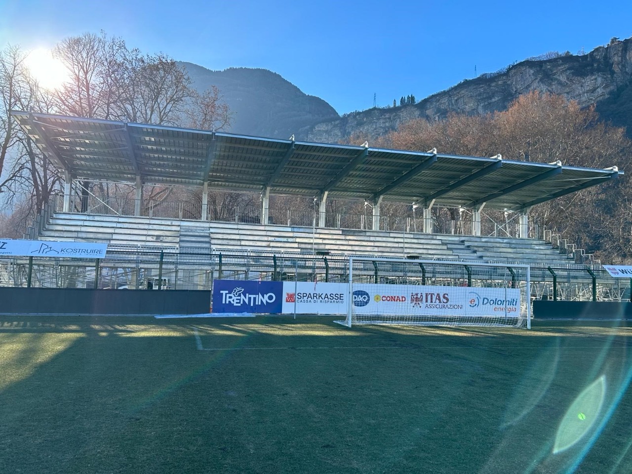 Gallery foto n.1 Overhanging Cover – Briamasco Stadium Trento