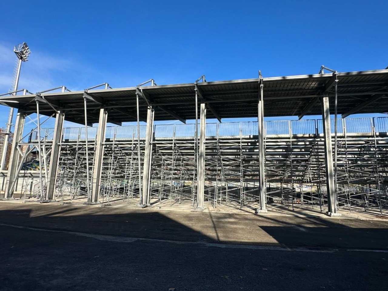 Gallery foto n.5 Overhanging Cover – Briamasco Stadium Trento