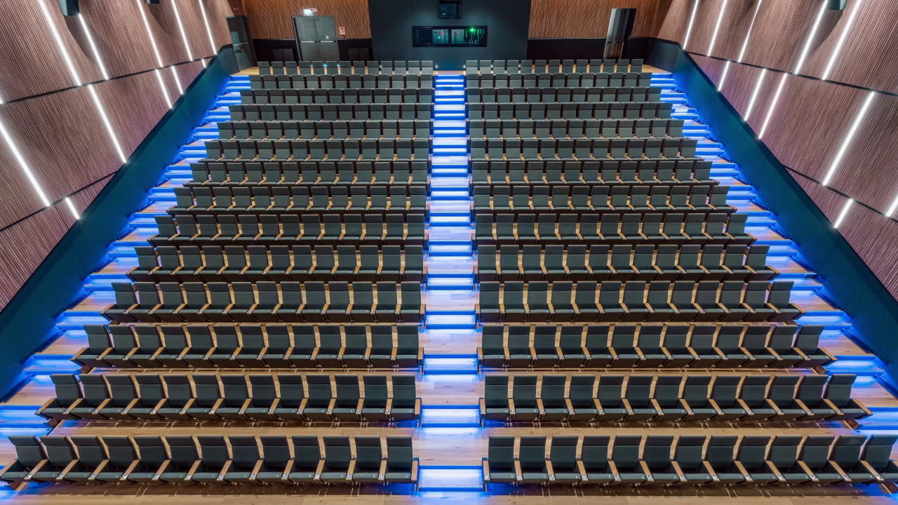 Gallery foto n.1 التلسكوبي TM14 – قاعة مركز Maximall 