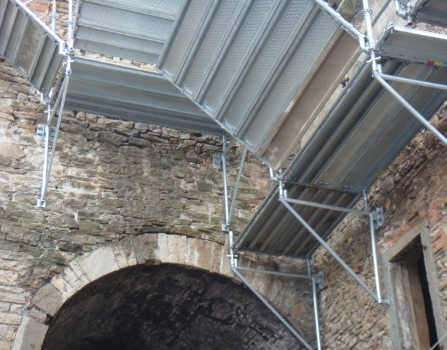 Консоль - Реставрация здания бывшей тюрьмы Св. Агаты